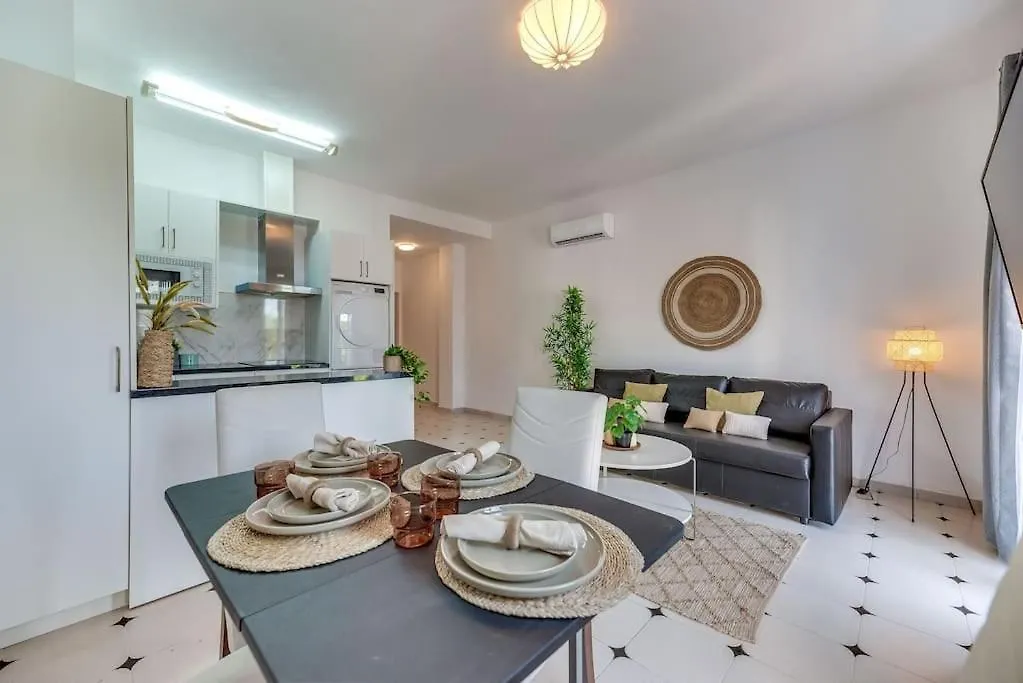 Lxr La Perla Renovated 2Hab. Apt Benalmadena 0*,  Spain